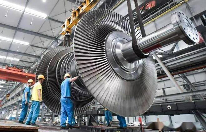 中國機(jī)械工業(yè)新格局 龍頭穩(wěn)固，濰柴、三一、徐工等巨頭引領(lǐng)機(jī)電制造新時(shí)代